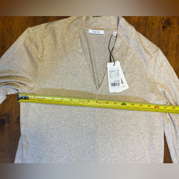 Opus Sabera Long Sleeve Cream Top NWT! - Picture 12 of 16